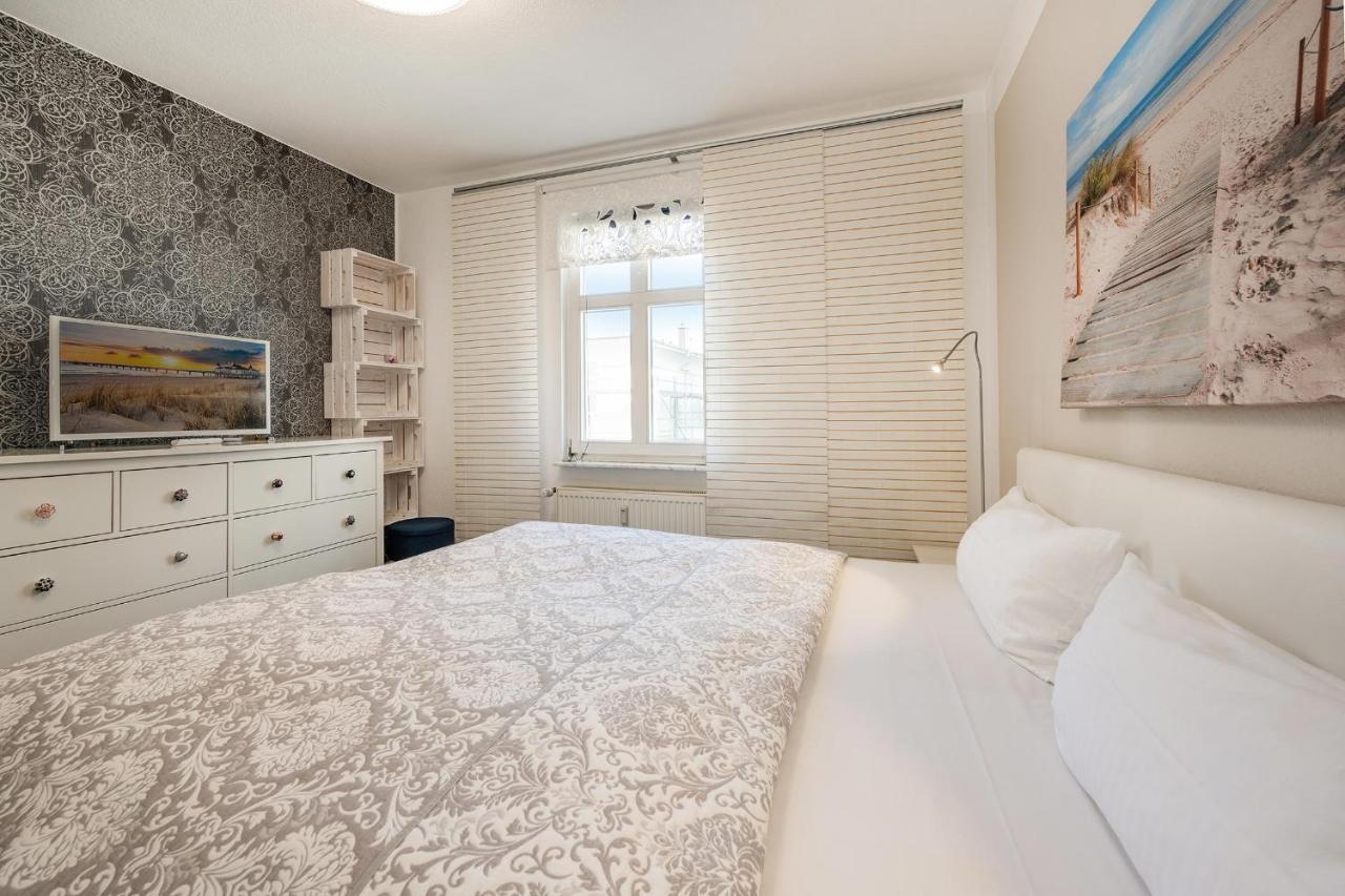Haus Miramar 09 Apartment Heringsdorf  Bagian luar foto